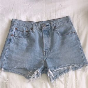 Levi High waisted 501 shorts!
